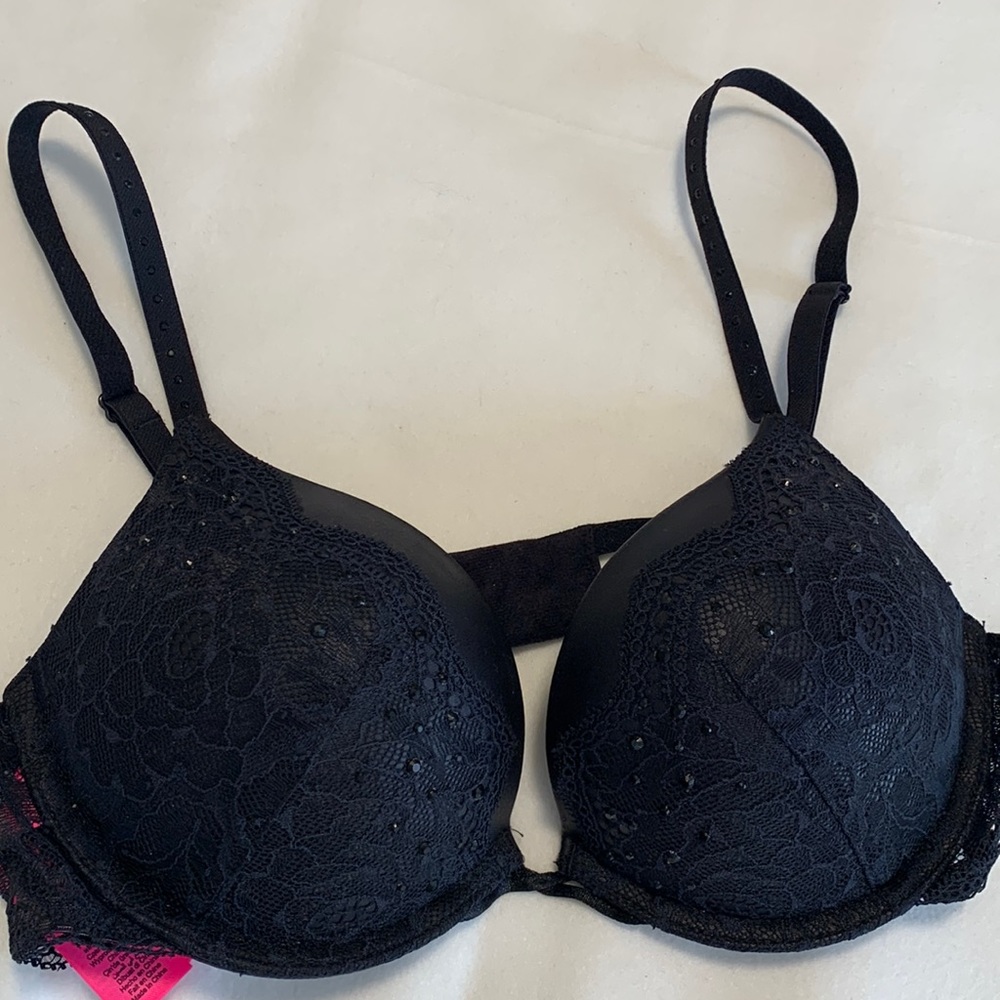 COPY - HELLO SUGAR NWOT La Senza Push-Up Bra 34A Black